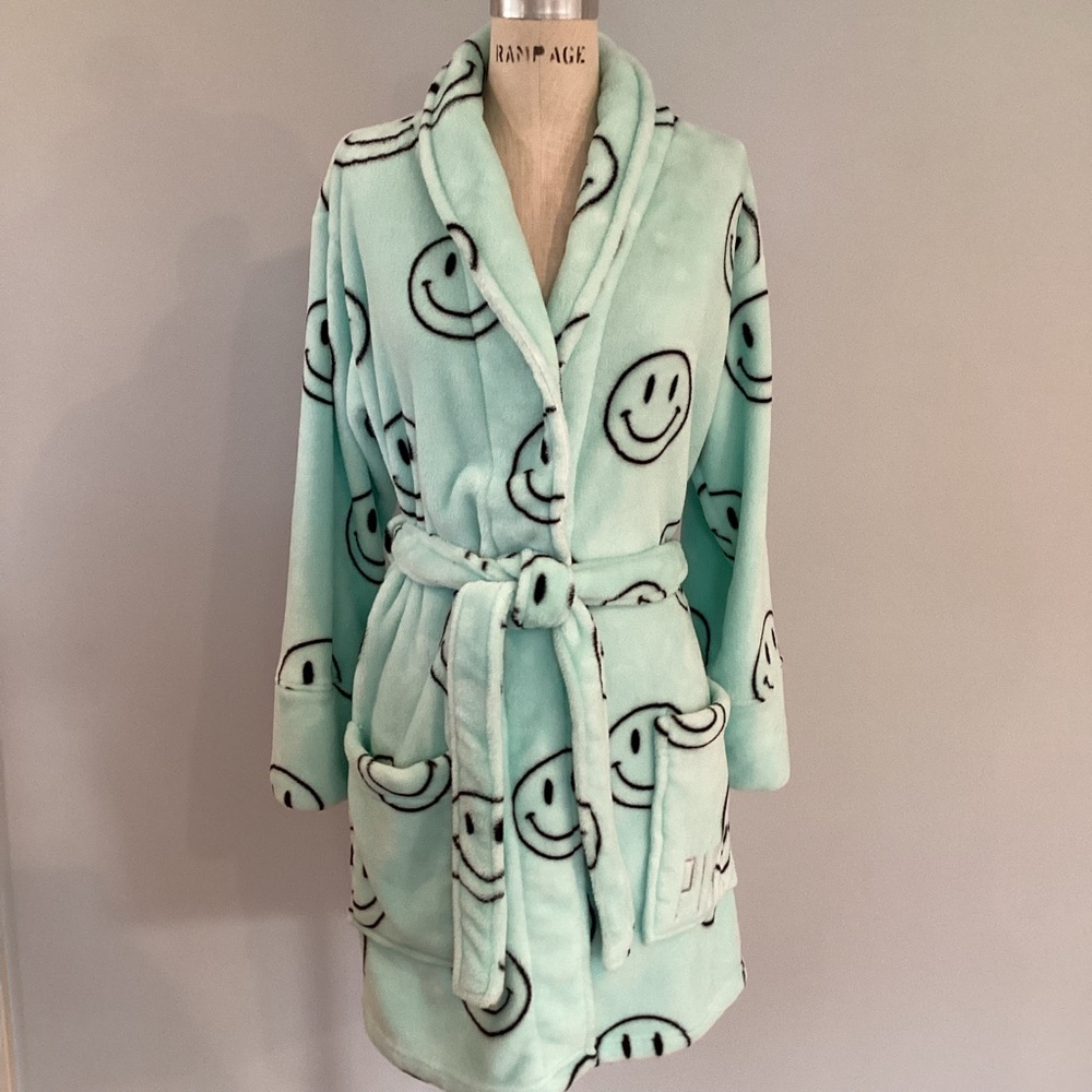 PINK Victoria’s Secret Women’s Smiley Face Plush Robe Xs/S